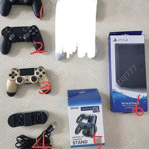 ps4(플스4) 정품 듀얼쇼크4 및 충전기 . 스탠드