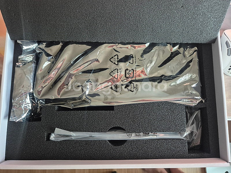 3080ti 슈프림 팝니다--3