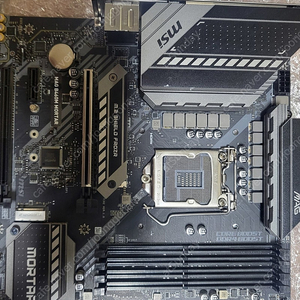 MSI B460M 박격포 메인보드