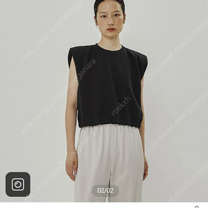 매그제이 스트링 민소매 크롭 티셔츠 무신사 리본타이 보웬 브론즈부부
