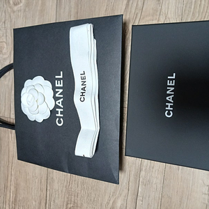 샤넬 똑딱이 금장 클래식 카드지갑