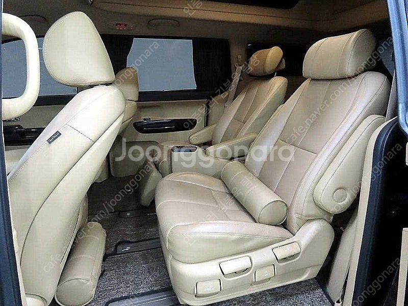 더뉴 카니발 중고 가격 중고 카니발 검정색 2019년식...--8