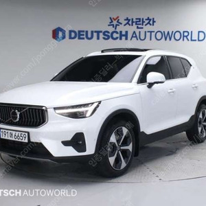 중고차 볼보 XC40 2.0 B4 AWD 얼티메이트 브라이트 24년형 5,000키로 중고차전액할부 ★ 여유자금 ★ 수원 ★