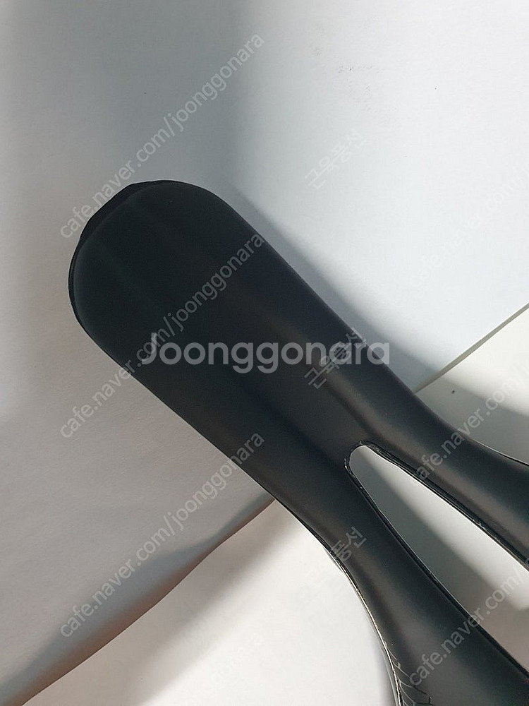 쿠션있는 카본안장 판매합니다 미사용 새제품입니다--4