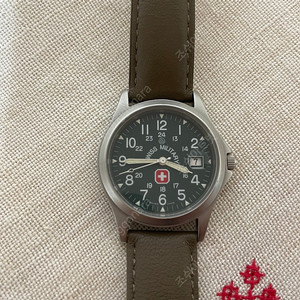 빈티지 스위스 밀리터리 녹판 34mm 쿼츠