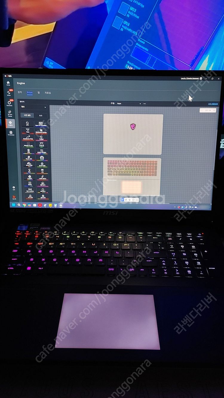 플래그쉽 MSI Titan 18 HX A14VIG-i9...--3