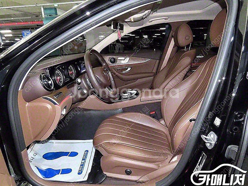 [벤츠]E-클래스 W213 E220d 4MATIC 아방...--6