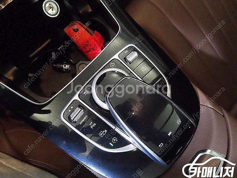 [벤츠]E-클래스 W213 E220d 4MATIC 아방...--9