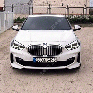 20,420 km BMW 1시리즈 중고 BMW 중고차 120i M 스포츠 중고차싸게사기 흰색