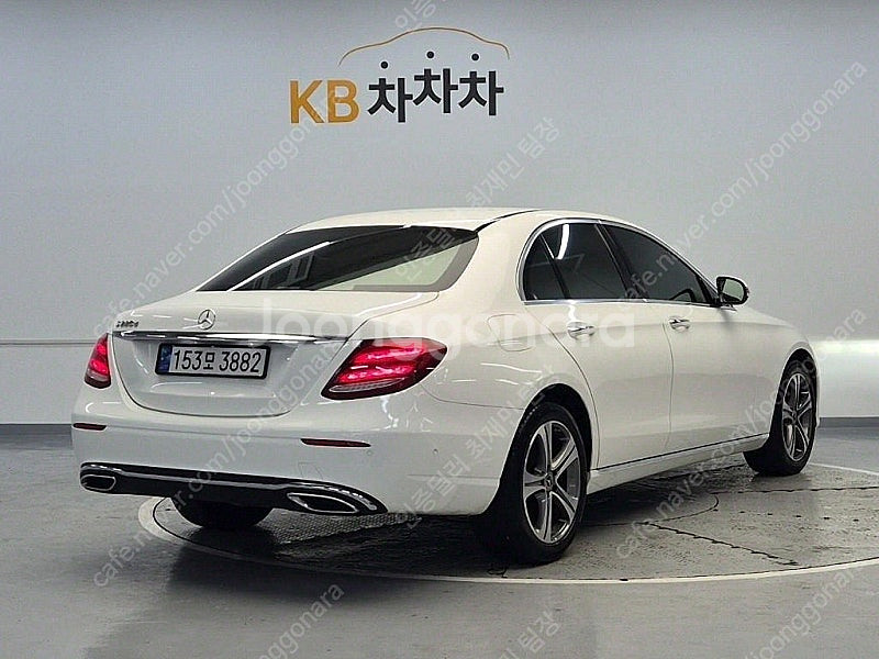 벤츠 E클래스 중고차 벤츠 중고차 수입중고차 흰색 20...--4