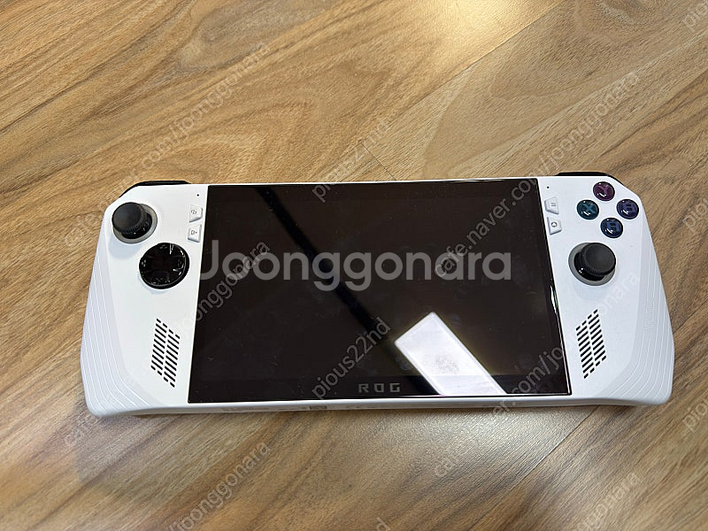 정발 ROG ally 로갈리 2tb 팝니다.--0