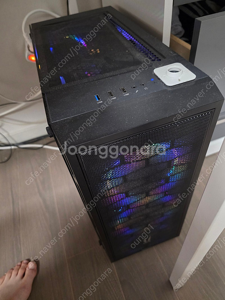 조립컴퓨터 본체 , 모니터 등등 일괄판매합니다.--1