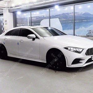 벤츠 CLS 중고 벤츠 CLS클래스 중고 벤츠 CLS 중고차 흰색 2020년식 35,021km CLS 300d AMG Line 개인사업자중고차