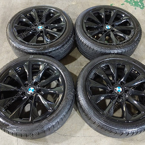 [판매] BMW F30 3시리즈 터빈 18인치 정품 휠타이어