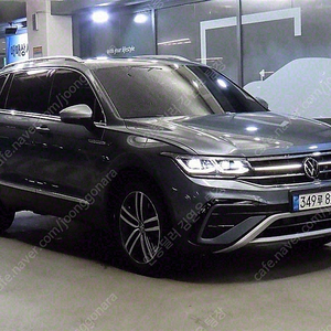 회색 폭스바겐 티구안 올스페이스 중고 2.0 TSI 프레스티지 중고차 리스 가능 차량 35,239 km