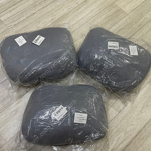 자동차 목쿠션 팔아요(그레이) 전차종 가능