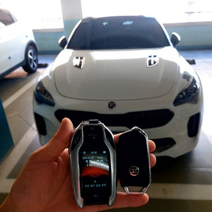기아 스팅어 2020년식 BMW 스타일 LCD 디지털키로 프리미엄 개조 완료!