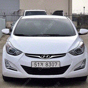 아반떼 중고 아반떼 더 뉴 아반떼 중고차 흰색 2015년식 85,592km 1.6 GDI 모던 침수차 안심보상