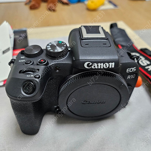 캐논 eos r10 18-45 번들, 시그마 18-50 RF , 니콘 Z 28mm 2.8 se