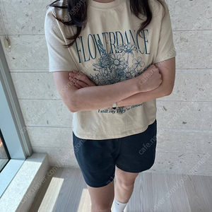 (마리틀 구입) 리듬플라워 반팔티 베이지