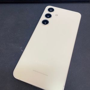 갤럭시S24 옐로우 256GB 무잔상 상태좋은 중고50만팝니다