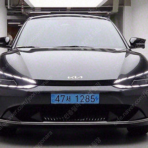 EV6 중고 EV6 중고차 회색 2022년식 34,974km 롱레인지 에어 개인사업자 차량구매