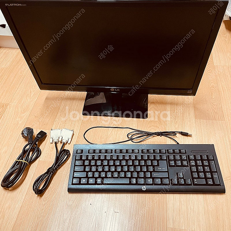 수원) LG 24인치 모니터 (키보드 마우스포함)--0