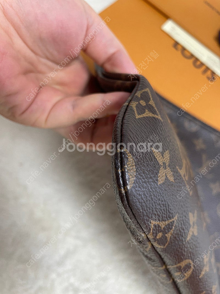 루이비통 에튀 보야주 MM 클러치백--3