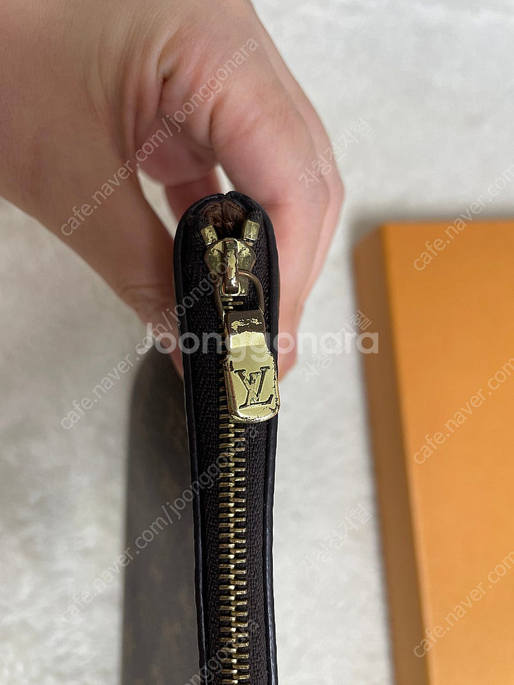 루이비통 에튀 보야주 MM 클러치백--5