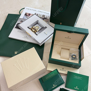 롤렉스 정품 박스 풀구성 책자 쇼핑백까지