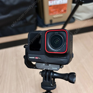 인스타 360 에이스프로1 액션캠 판매합니다.
