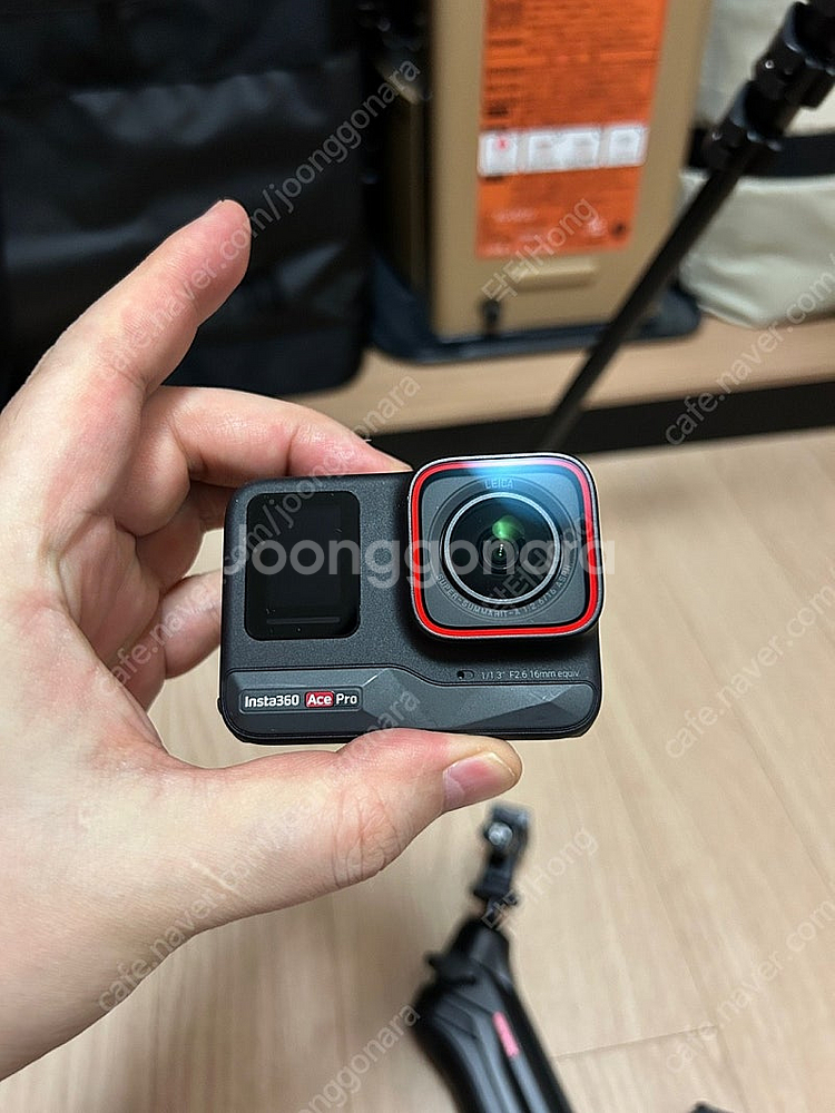 인스타 360 에이스프로1 액션캠 판매합니다.--8