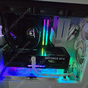 (인천) RTX5080 게임락 OC 풀박스