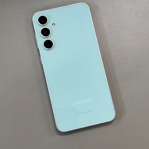갤럭시S23FE 민트색상 256용량 24년1월개통 미파손 무잔상 상태좋은단말기 27만 판매합니다