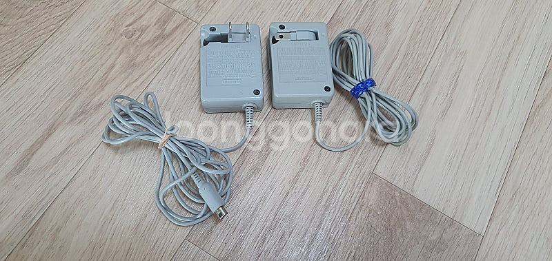 닌텐도 DSi+3DS+2DS 용 110v순정충전기 개당...--3