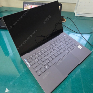 갤럭시북s i5 8 램 256 ssd 터치스크린 등