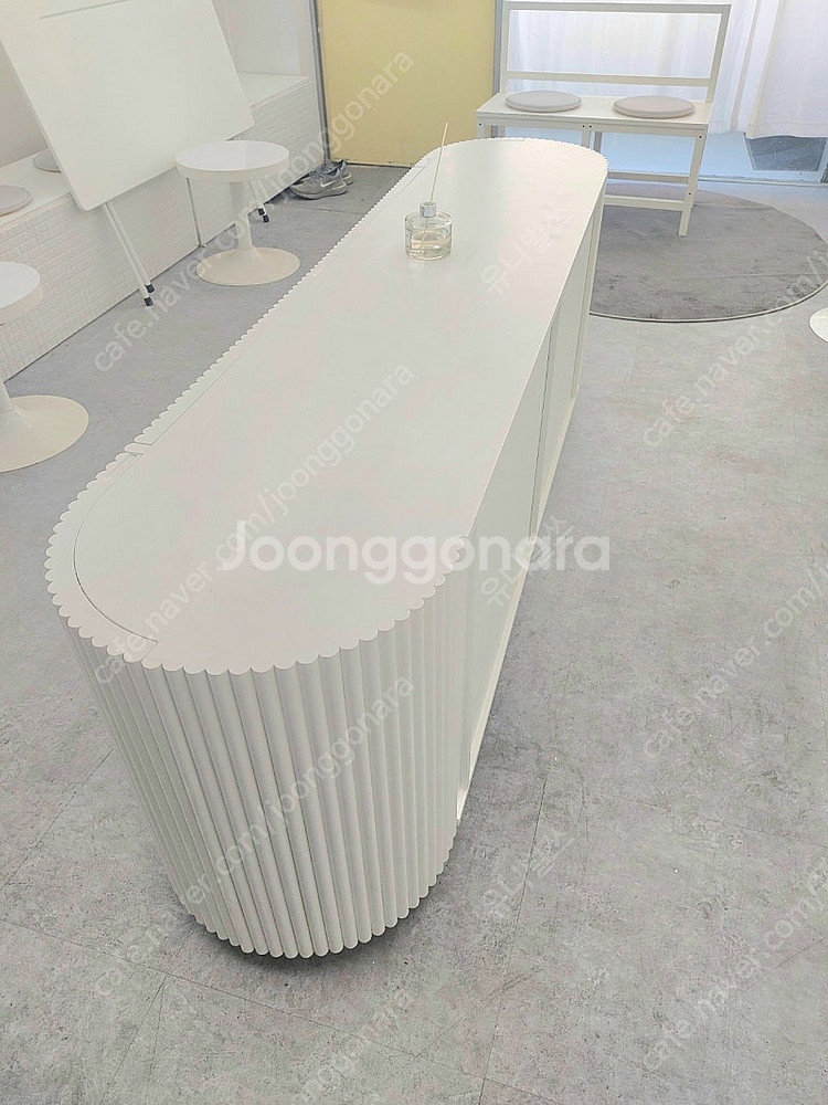 템바보드 전시대 거실 수납장--1