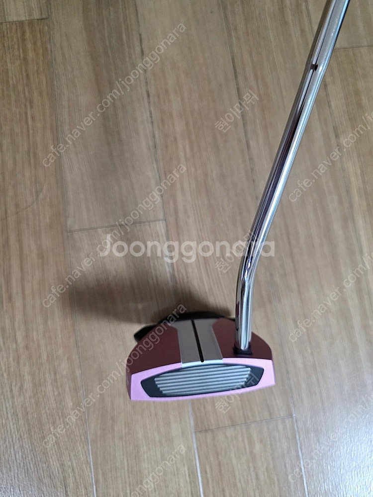 테일러메이드 여성퍼터 GTX23 32인치 핑크--0