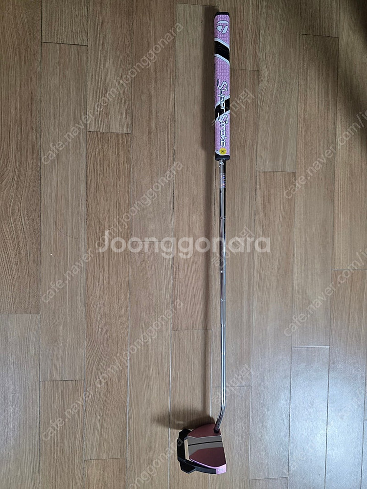 테일러메이드 여성퍼터 GTX23 32인치 핑크--1