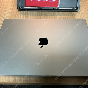 맥북 프로 16 2021 (M1 pro, 32G RAM, 1024G SSD)