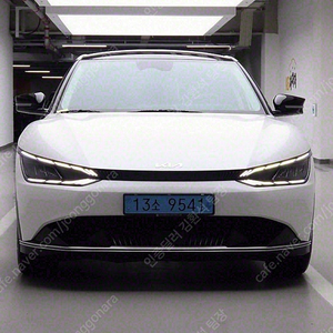 EV6 중고 EV6 중고차 진주색 2022년식 74,189km 롱레인지 에어 중고차 구입대행