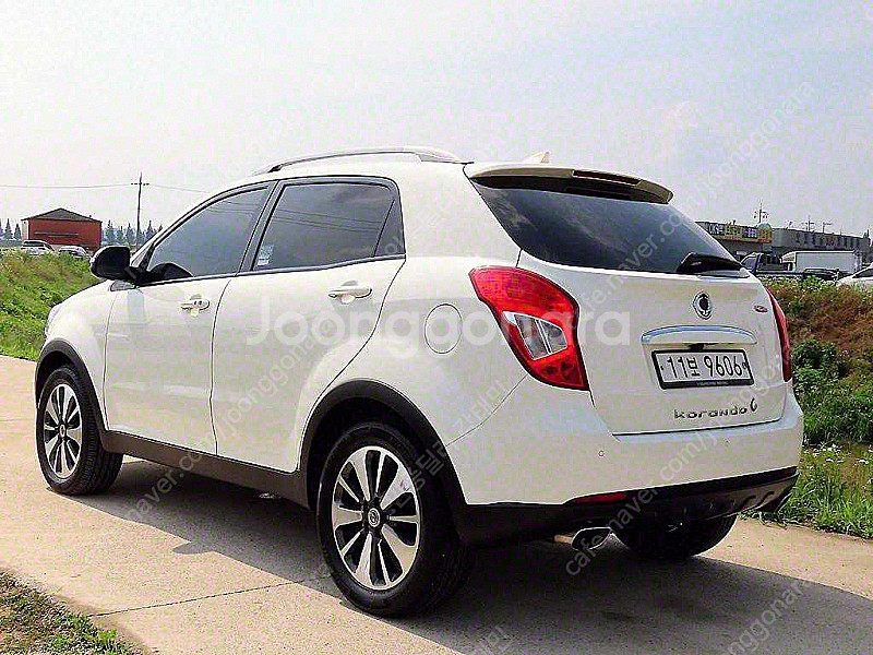 KG모빌리티(쌍용) 뉴코란도C 2WD 22 RX 중고차...--2
