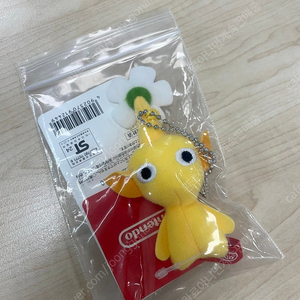 노란 피크민 인형 키링