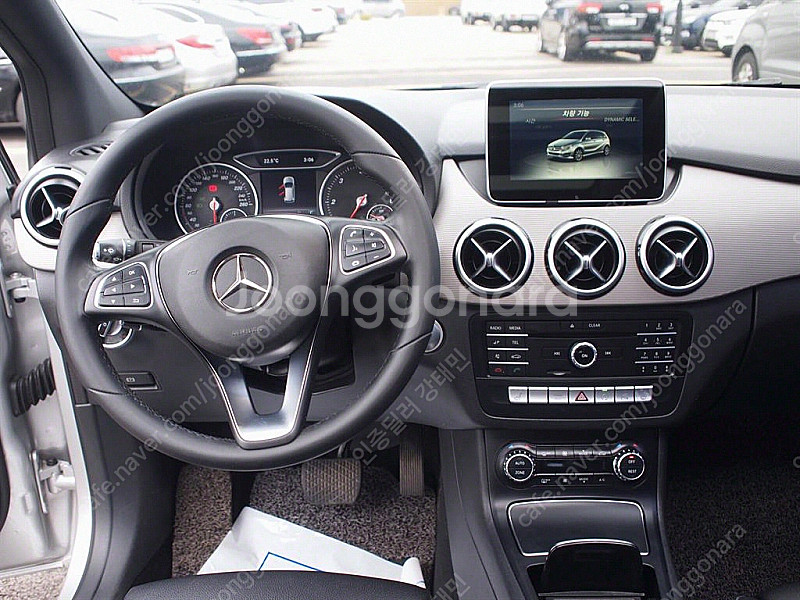 벤츠 B클래스 (MY B) B200 d 중고차 판매합니...--7