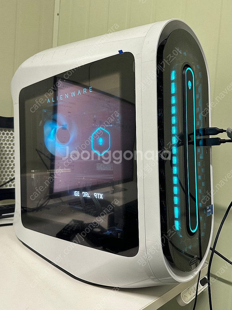 에일리언웨어 R13 루나 화이트 오로라 데스크탑 rtx...--0
