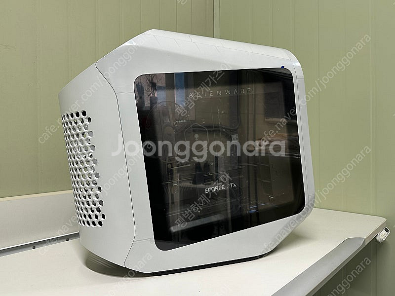 에일리언웨어 R13 루나 화이트 오로라 데스크탑 rtx...--2
