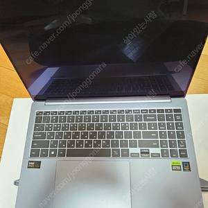 갤럭시북4울트라9 NT960XGL-XD94G 최고스펙 25년 3월구매