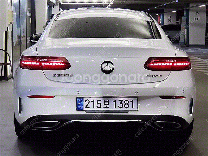 벤츠 E-클래스 W213 E300d 4MATIC 쿠페 ...--4