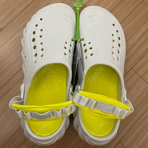 크록스 에코클로그 화이트 정품 새거 아쿠아슈즈 샌달 슬리퍼 캠핑슈즈 병원신발 260 265 270 280mm