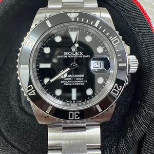 VS신형 서브마리너 데이트 (41mm) 단동 3235 팝니다.